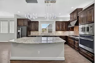 7840 Renderbrook Bend, Irving, TX 75063 - Photo 8