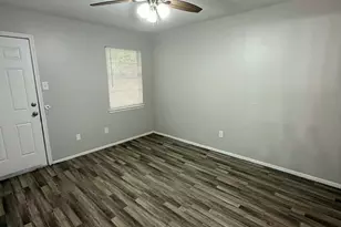 1410 Courtney Pl, Cleburne, TX 76033 - Photo 10
