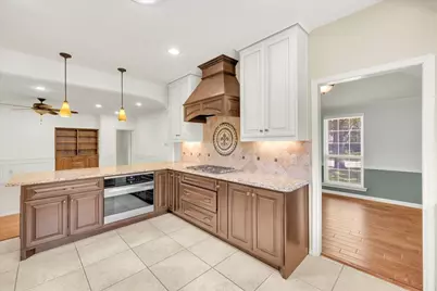617 Arbor Court, Highland Village, TX 75077 - Photo 10