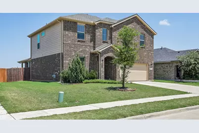 1404 Fremont Trail, Cleburne, TX 76033 - Photo 2