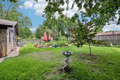 7452 Meadowcrest Drive, Fort Worth, TX 76112 - Photo 20