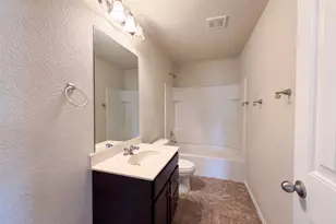 9201 Benevolent Ct, Providence Village, TX 76227 - Photo 14