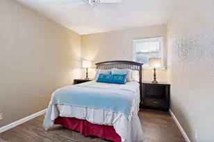 511 Simmons Dr, Euless, TX 76040 - Photo 8