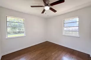 1213 S Ridgeway Dr, Cleburne, TX 76033 - Photo 10
