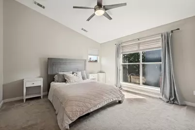 1211 Urban Lofts Drive, Dallas, TX 75215 - Photo 20