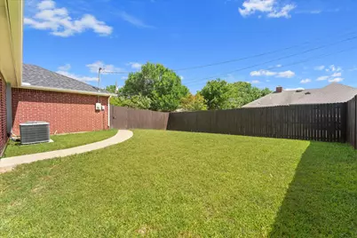 322 Hillcroft Drive, Duncanville, TX 75137 - Photo 18
