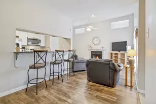 7340 Skillman St, Dallas, TX 75231 - Photo 2