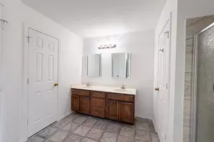 201 Driftwood Ct, Runaway Bay, TX 76426 - Photo 14