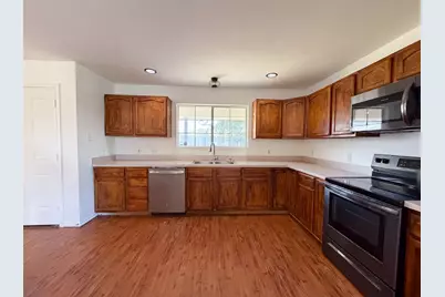 201 Driftwood Court, Runaway Bay, TX 76426 - Photo 2