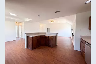 201 Driftwood Court, Runaway Bay, TX 76426 - Photo 8