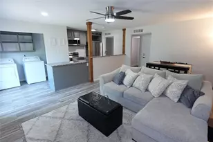 7021 Greenview Cir N, Fort Worth, TX 76120 - Photo 6