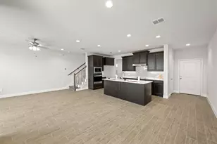 656 Sandiford Ct, Mansfield, TX 76063 - Photo 18