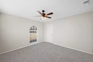 2001 San Jacinto Dr, Arlington, TX 76012 - Photo 22