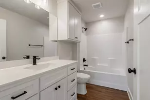 421 S Bonner St, Jacksonville, TX 75766 - Photo 18