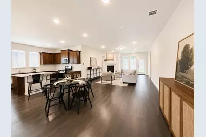 639 Congressional Avenue, Red Oak, TX 75154 - Photo 2