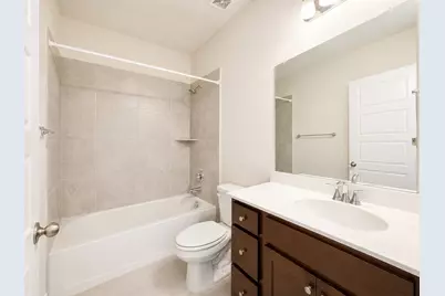 639 Congressional Avenue, Red Oak, TX 75154 - Photo 12