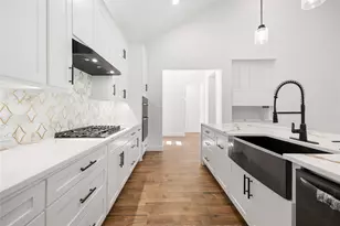 7203 Harris Pl, Arlington, TX 76001 - Photo 10