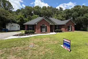 105 E Foggle St, Athens, TX 75751 - Photo 1