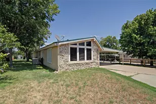 505 Alexander Rd, Stephenville, TX 76401 - Photo 2