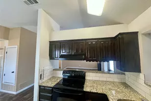 625 Main St, Roanoke, TX 76262 - Photo 8