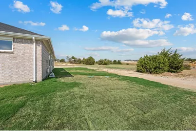 3960 John E. Woody Road, Springtown, TX 76082 - Photo 26