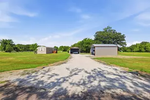 381 Co Rd 1739, Yantis, TX 75497 - Photo 2