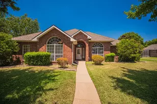 103 Meadow Glen Ln, Ovilla, TX 75154 - Photo 2