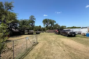 609 7th St, Sulphur Springs, TX 75482 - Photo 1