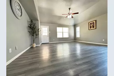 6440 Parkstone Way, Dallas, TX 75249 - Photo 14