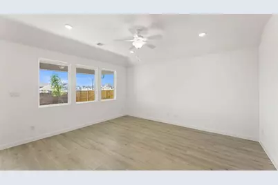 653 Tyronza Drive, Justin, TX 76247 - Photo 8