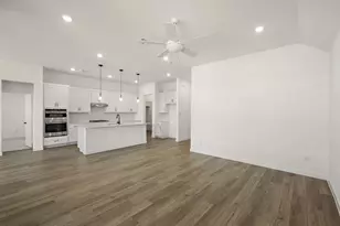 653 Tyronza Dr, Justin, TX 76247 - Photo 10