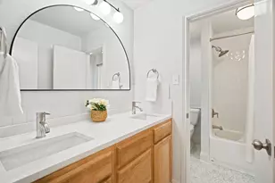 835 Cross Timbers Drive, Double Oak, TX 75077 - Photo 16
