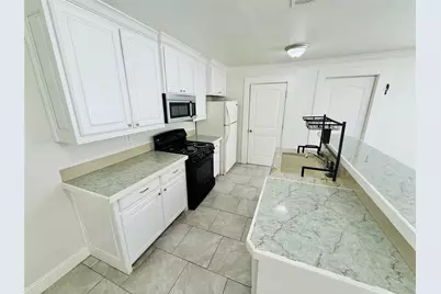 814 W College Street, Sherman, TX 75092 - Photo 4