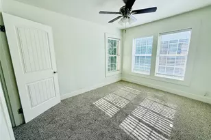814 W College St, Sherman, TX 75092 - Photo 6