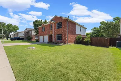 1017 Lake Trail Drive, Little Elm, TX 75068 - Photo 2