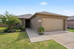 1425 Waverley Dr, Greenville, TX 75402 - Photo 2