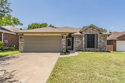913 Mill Spring Drive, Garland, TX 75040 - Photo 1