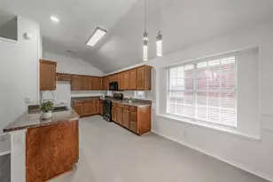 913 Mill Spring Dr, Garland, TX 75040 - Photo 10