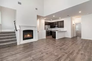 2413 Siskiyou St, Lewisville, TX 75056 - Photo 2
