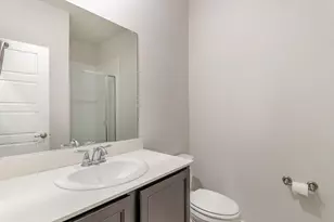 2413 Siskiyou St, Lewisville, TX 75056 - Photo 18