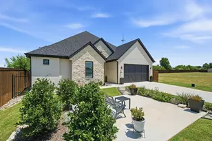 3501 Barber Creek Ct, Fort Worth, TX 76244 - Photo 2