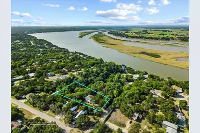 2704 Canyon Trail, Granbury, TX 76048 - Photo 6
