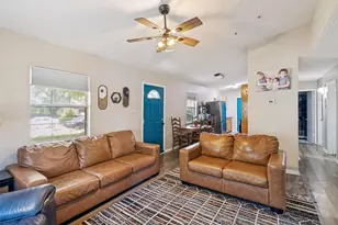 917 Grande Dr, Mesquite, TX 75149 - Photo 2