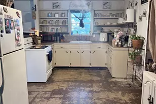 150 E Cooper St, Cooper, TX 75432 - Photo 2
