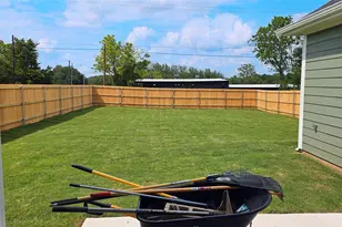 931 W Elm St, Denison, TX 75020 - Photo 22