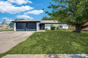 7501 Bermejo Rd, Fort Worth, TX 76112 - Photo 2