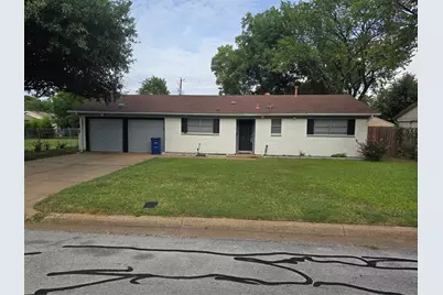 304 Salem Drive, Euless, TX 76039 - Photo 1