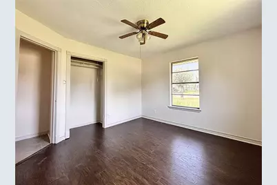 209 Prairie Avenue, Rogers, TX 76569 - Photo 12