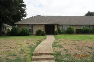 433 Tiffany Trail, Richardson, TX 75081 - Photo 1