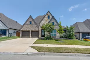 5729 Lake Jackson Dr, Fort Worth, TX 76126 - Photo 1
